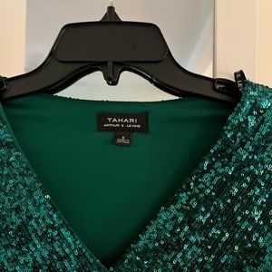 Beautiful sequin dress perfect for any holiday party.